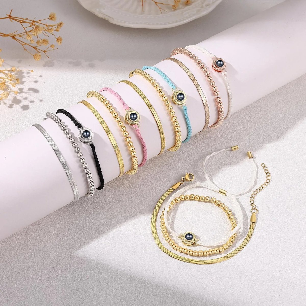 Bracelet à projection photo personnalisé, trio perles dorées et cordon tressé, acier inoxydable, bijou cadeau émotionnel, modèle Jivana – Image 6