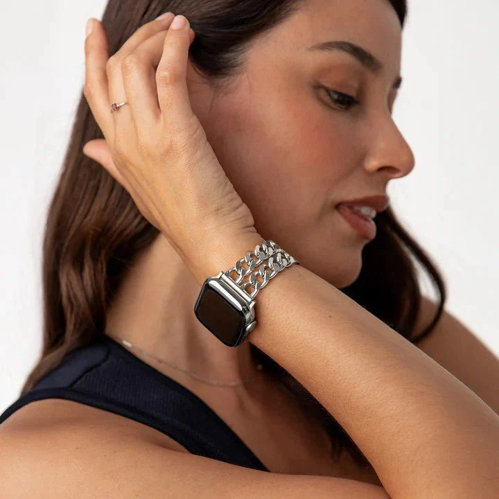 Bracelet Apple Watch en acier inoxydable, maille gourmette double chaîne, élégant et moderne, fermoir sécurisé, modèle Suza – Image 5