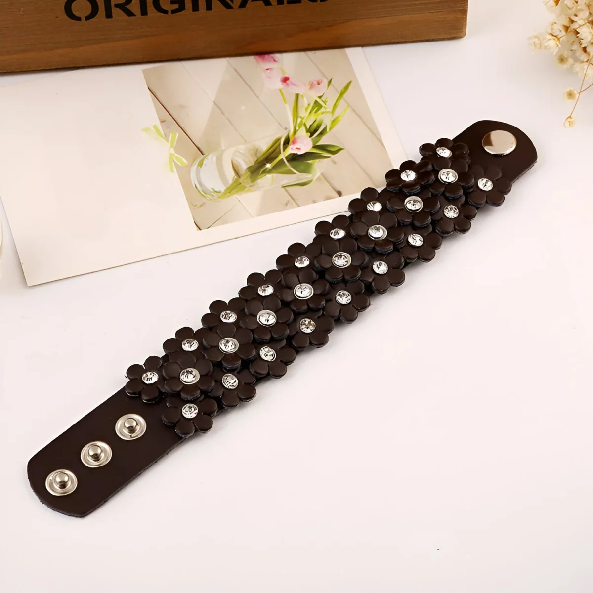 Bracelet en cuir, manchette à fleurs, pour femme, modèle Ria – Image 6