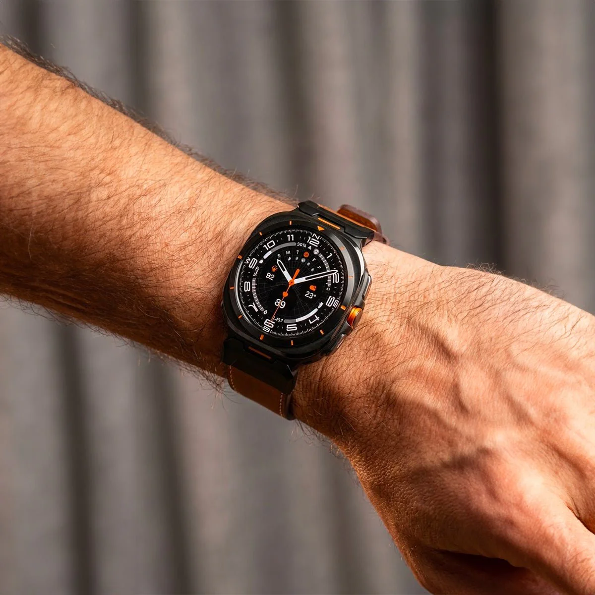Bracelet en cuir pour Galaxy Watch 8 et Ultra, boucle ardillon, style sportif et élégant, modèle Trazy – Image 4
