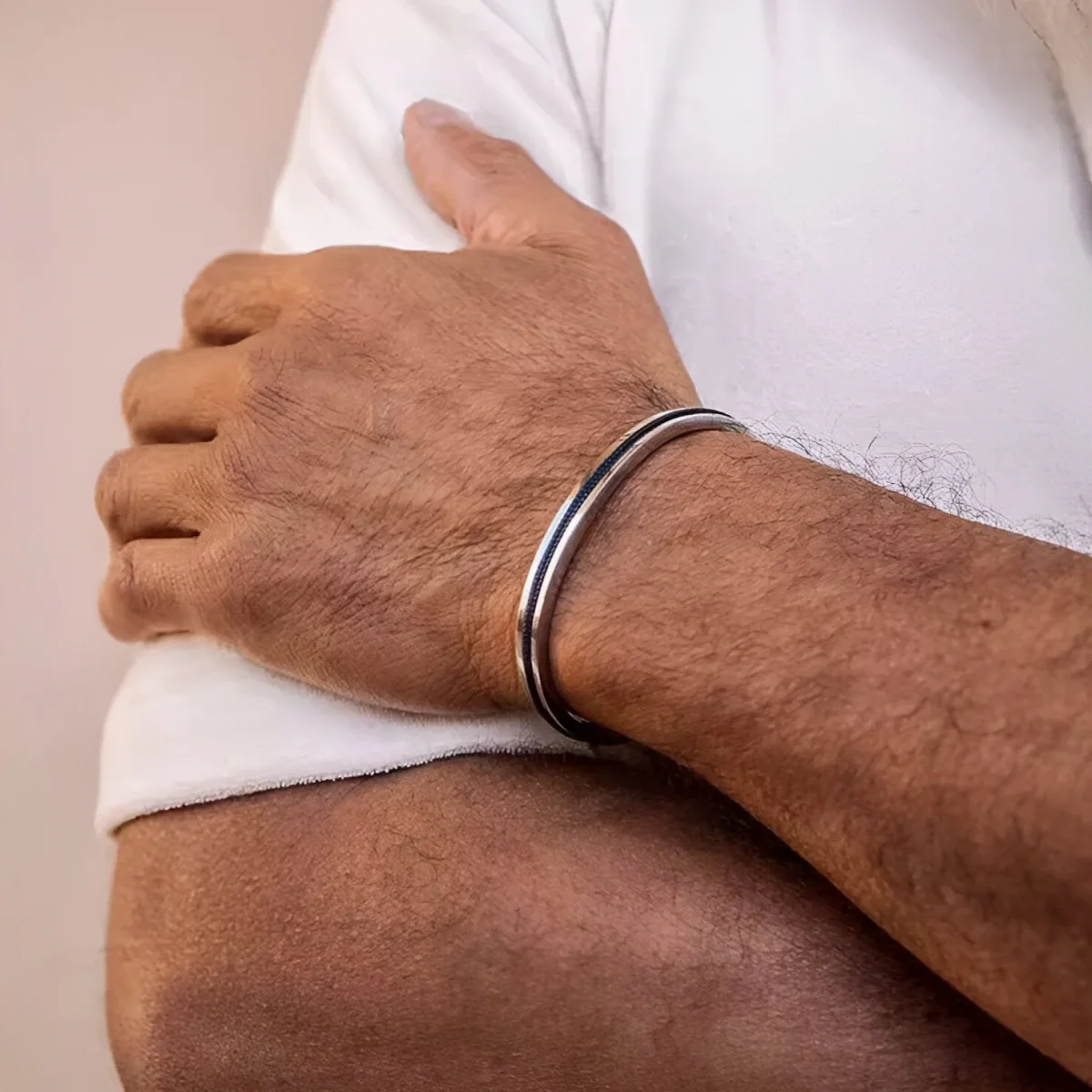 Bracelet jonc personnalisé en acier inoxydable avec corde intégrée, pour homme, modèle Valerio – Image 4