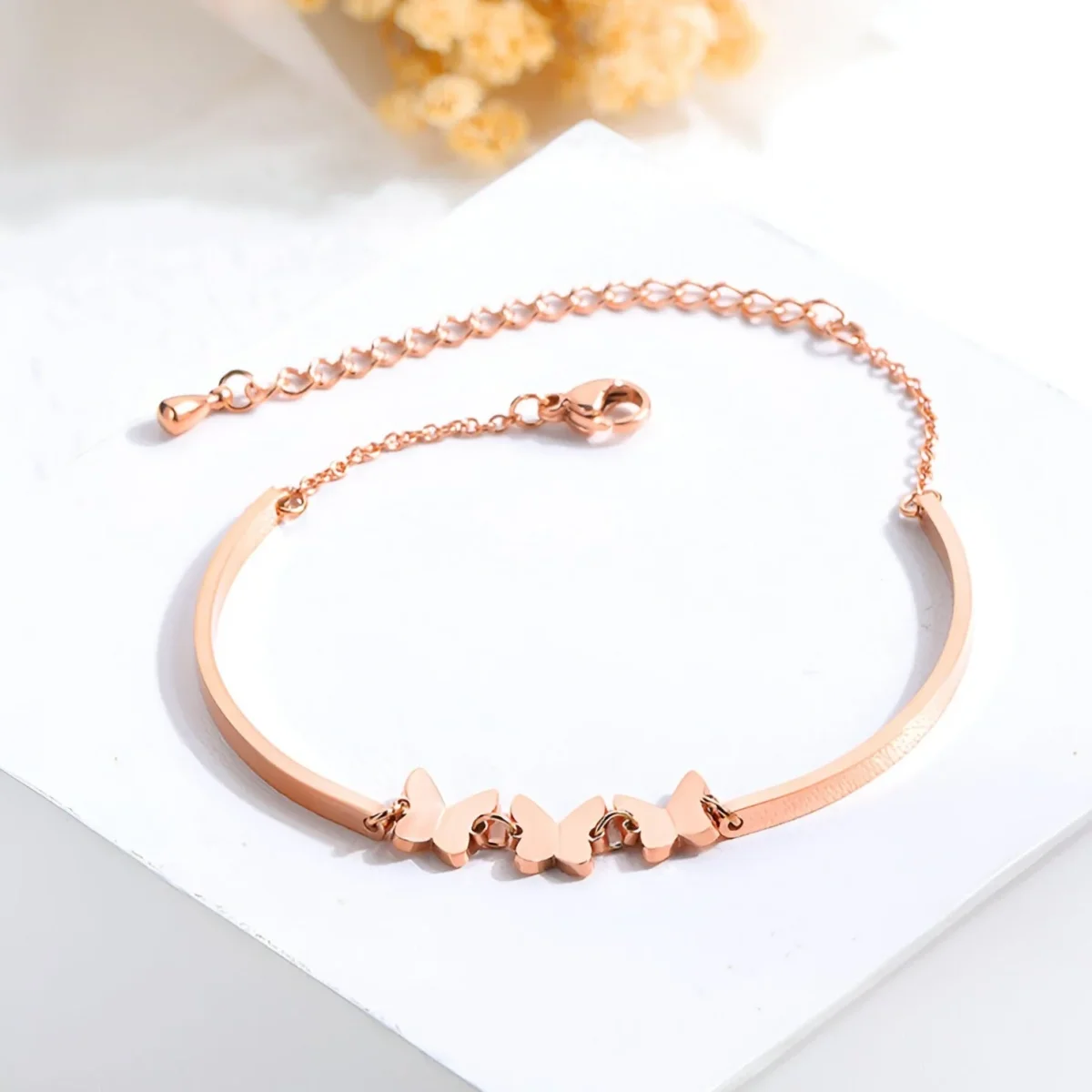 Bracelet pour femme, papillons s'envolant, en acier inoxydable, modèle Annie – Image 5