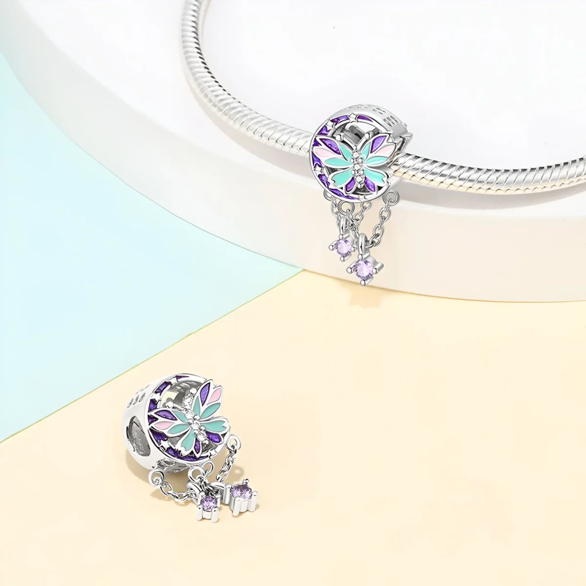 Charm papillon coloré, pour femme, modèle Leontina – Image 5